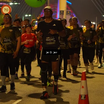Runner Photo 6114643
