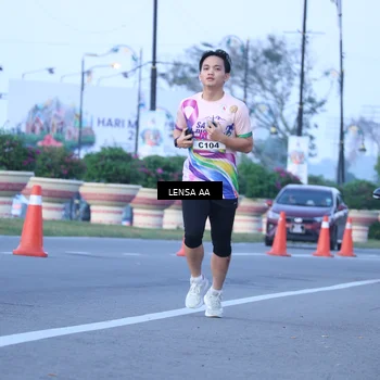 Runner Photo 6114905