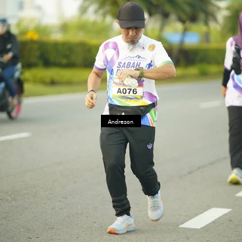 Runner Photo 6114917