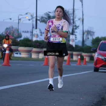Runner Photo 6114991