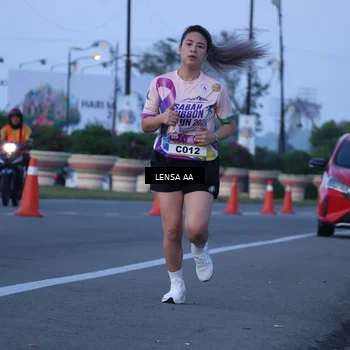 Runner Photo 6114998
