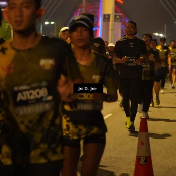 Runner Photo 6115043
