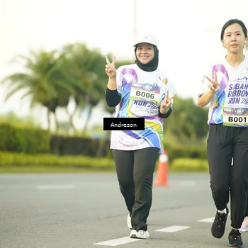 Runner Photo 6115045