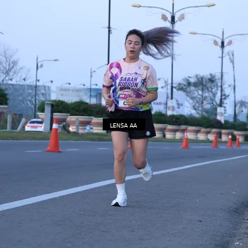 Runner Photo 6115051