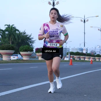 Runner Photo 6115125