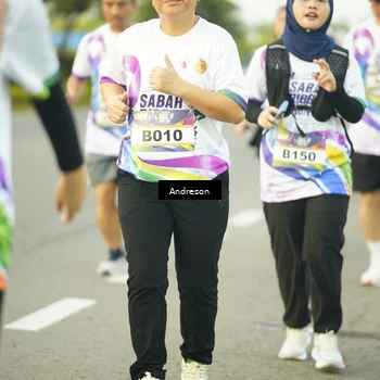 Runner Photo 6115135