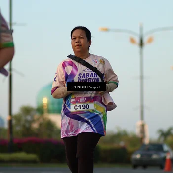 Runner Photo 6115352