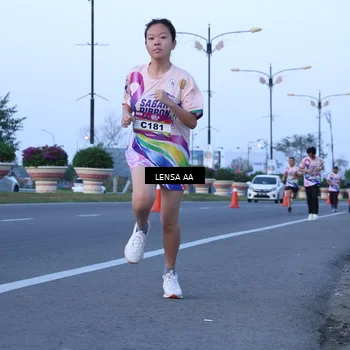 Runner Photo 6115358