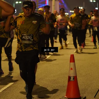 Runner Photo 6115368