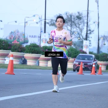Runner Photo 6115434