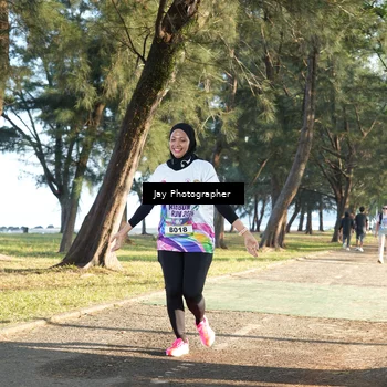 Runner Photo 6115435