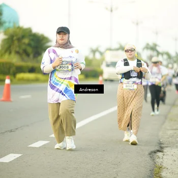 Runner Photo 6115476
