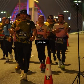 Runner Photo 6115484