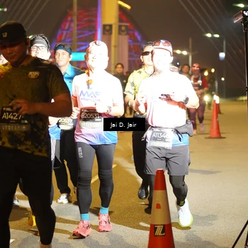 Runner Photo 6115492