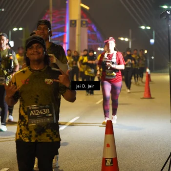 Runner Photo 6115637
