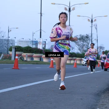Runner Photo 6115847