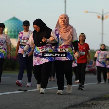 Runner Photo 6115930