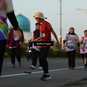 Runner Photo 6116026