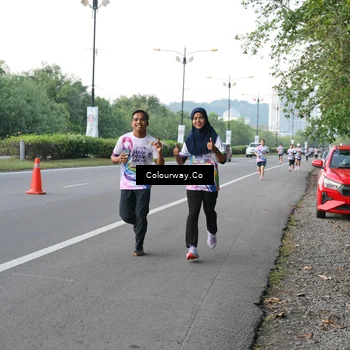 Runner Photo 6116069