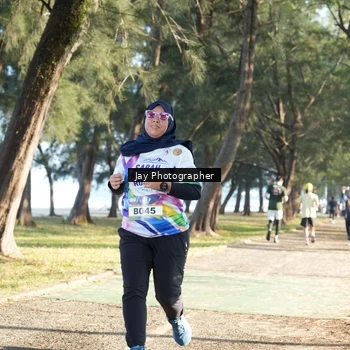 Runner Photo 6116073