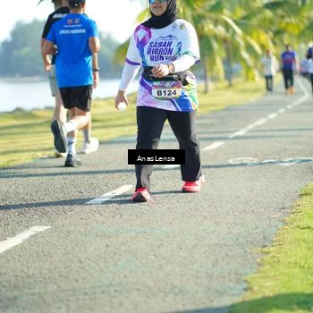 Runner Photo 6116113
