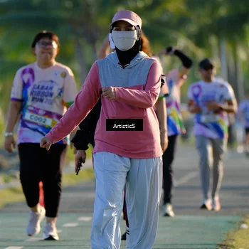 Runner Photo 6116130