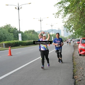 Runner Photo 6116263