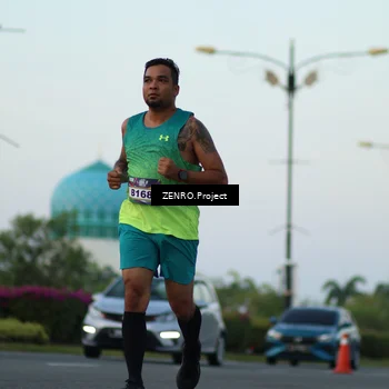 Runner Photo 6116310