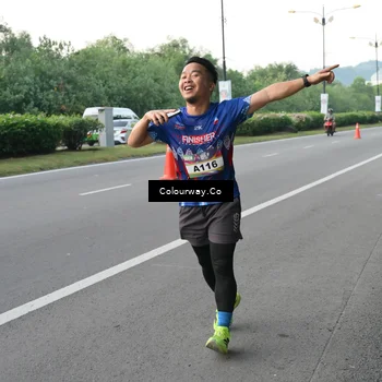 Runner Photo 6116347