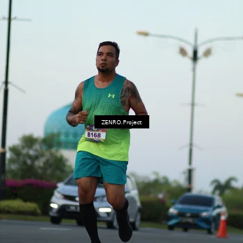Runner Photo 6116357