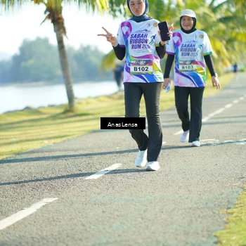 Runner Photo 6116749