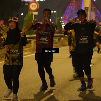Runner Photo 6116994