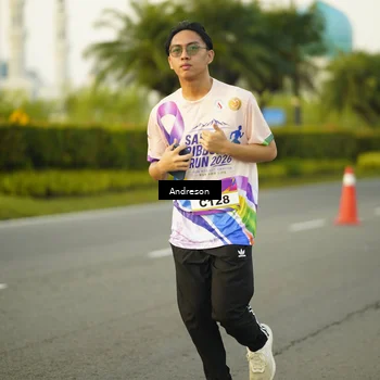 Runner Photo 6117004