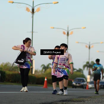 Runner Photo 6117074