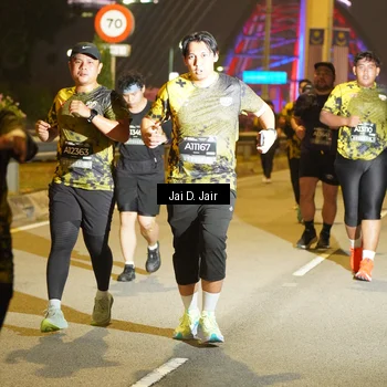 Runner Photo 6117105