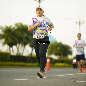 Runner Photo 6117178