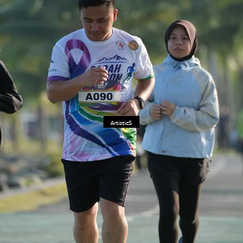 Runner Photo 6117317