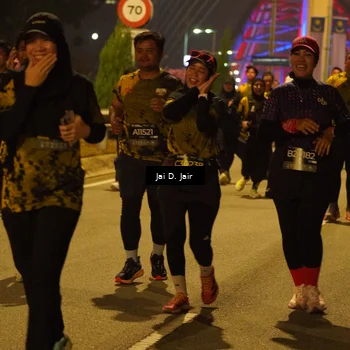 Runner Photo 6117358