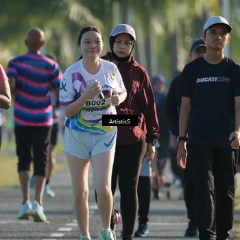 Runner Photo 6117416