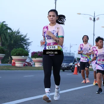 Runner Photo 6117432