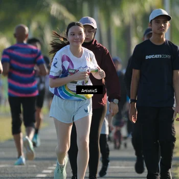 Runner Photo 6117446