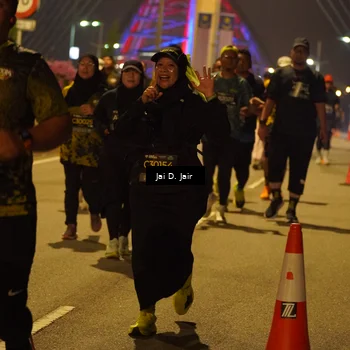 Runner Photo 6117461