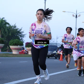 Runner Photo 6117463