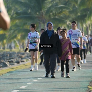 Runner Photo 6117467