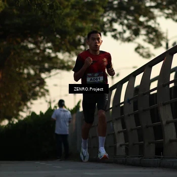 Runner Photo 6117561