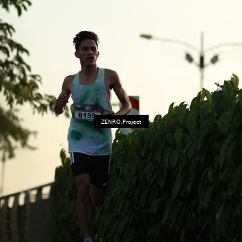 Runner Photo 6117625