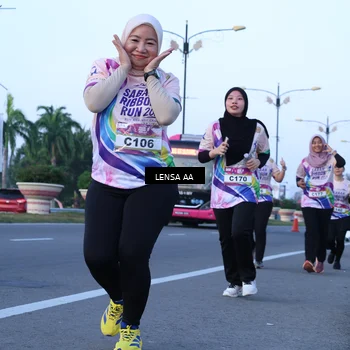 Runner Photo 6117800
