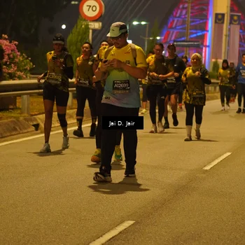 Runner Photo 6117930