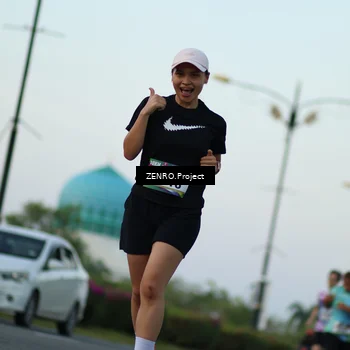 Runner Photo 6117993