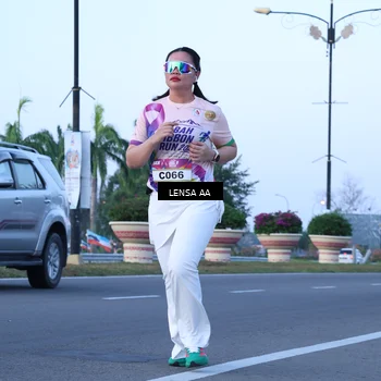 Runner Photo 6118014
